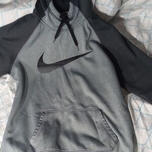 Nike Men's Two-Tone Gray Hoodie